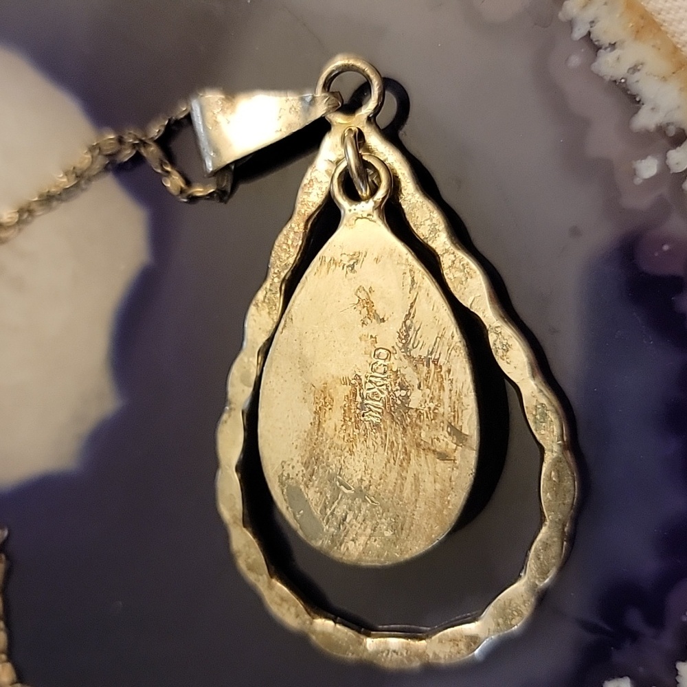 Stunning Mexican Opal Necklace - Teardrop Pendant - Picture 4 of 6